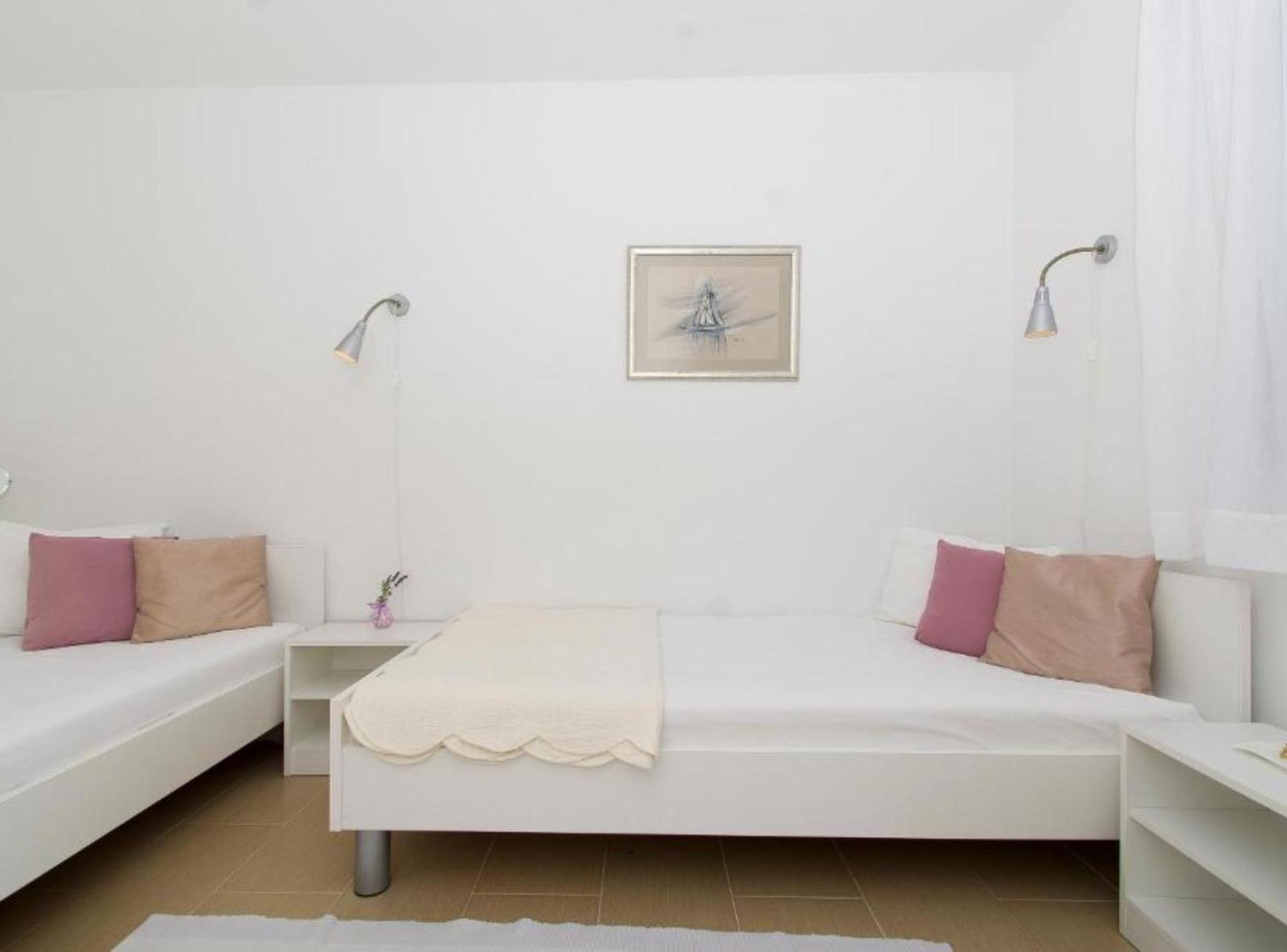 Apartments Villa Olea Лумбарда Экстерьер фото